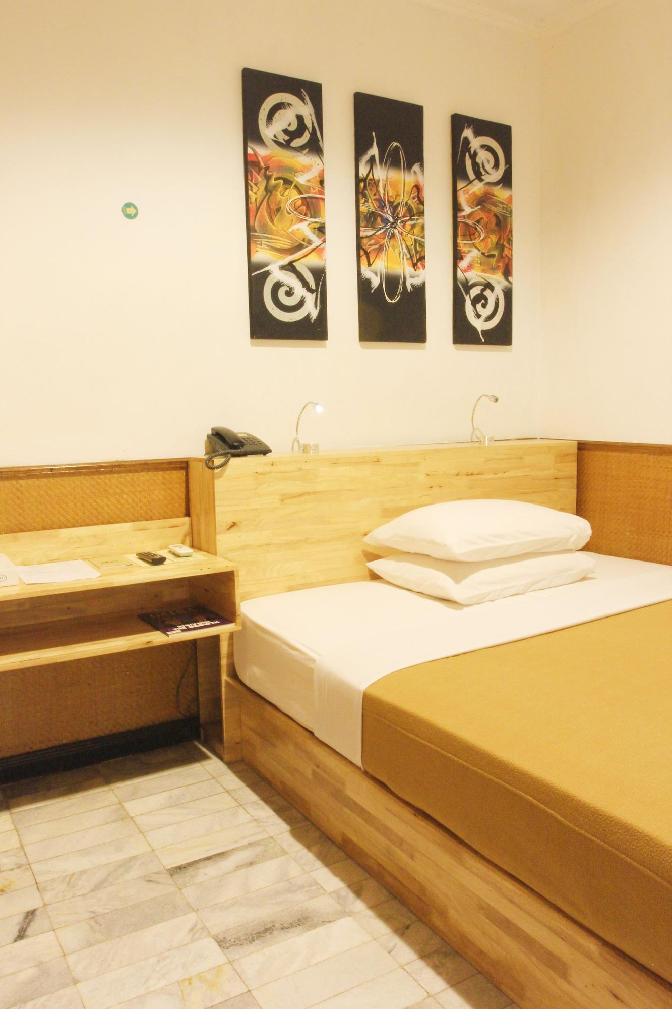 Hotel Karthi Kuta Kuta Lombok Zewnętrze zdjęcie