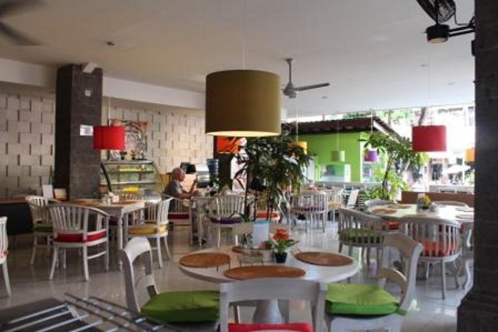 Hotel Karthi Kuta Kuta Lombok Zewnętrze zdjęcie