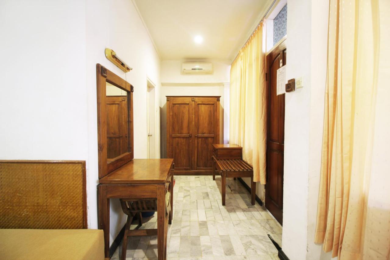 Hotel Karthi Kuta Kuta Lombok Zewnętrze zdjęcie
